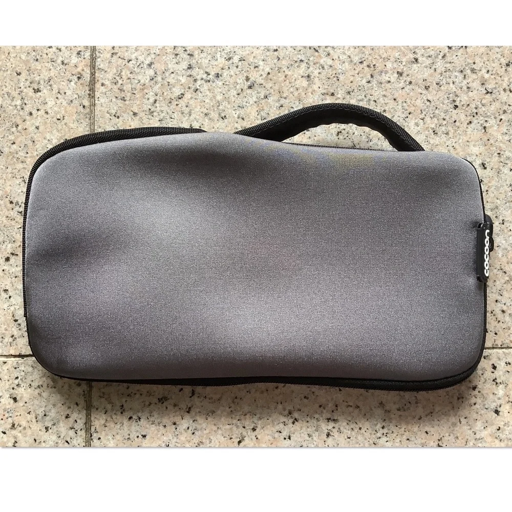 Cocoon mini iPad/accessories case